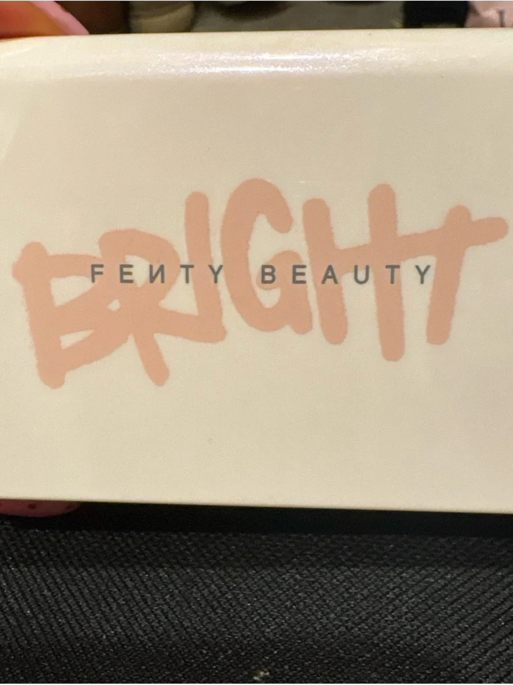 Fenty Beauty Bright Highlighter Palette - Peach Pink Glow